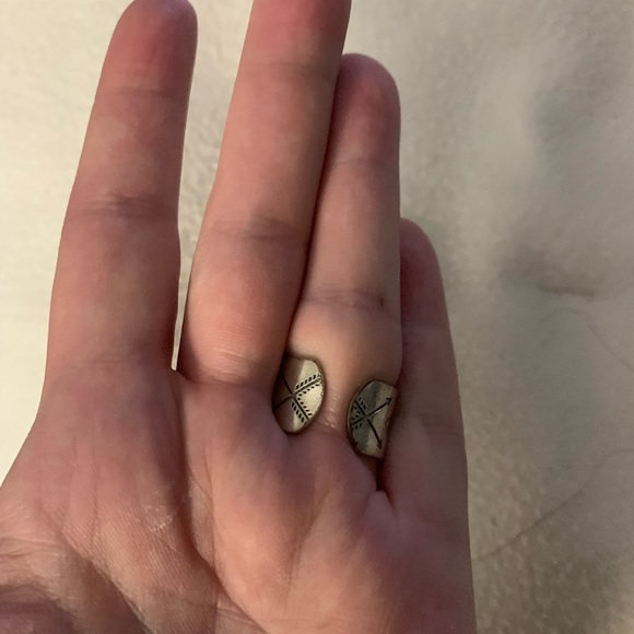 Cute boho ring - Picture 2 of 2